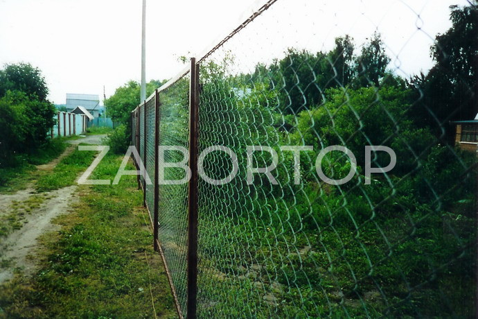 Секционный забор из сетки рабица